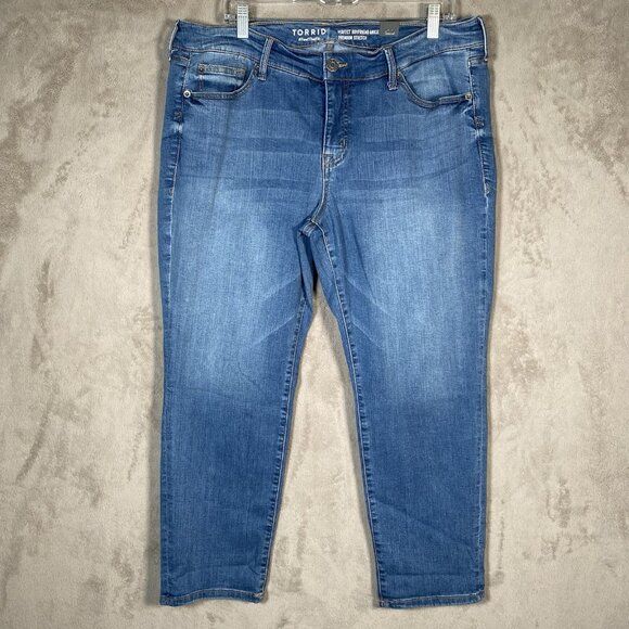 Torrid Perfect Boyfriend Ankle Premium Stretch Jeans Size 16 SHORT Mid Rise Blue - Picture 3 of 16
